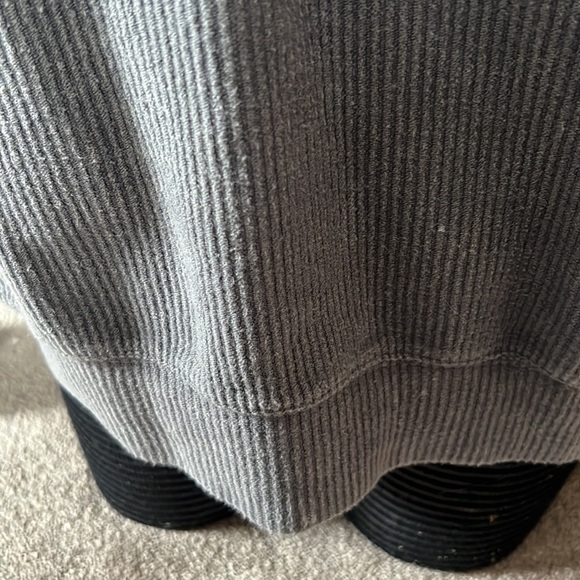 VS PINK corduroy long sleeve crew - Picture 4 of 6